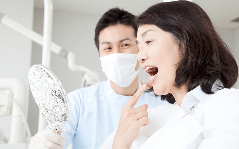 保険の奥歯の特徴